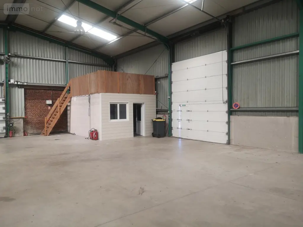 Location fonds et murs commerciaux Graincourt-lès-Havrincourt 62147 Pas-de-Calais 62 300 m2 1750 euros 59084-L1512 002