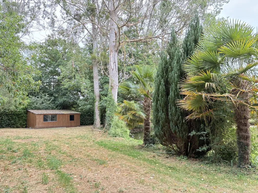 Terrains de loisirs bois etangs a vendre Brée 53150 Mayenne 53 69000 euros 53004-1342 009