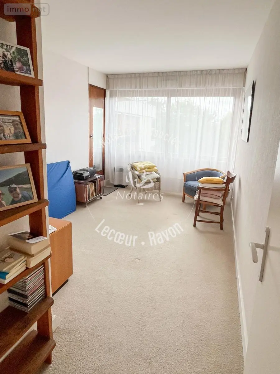 Appartement a vendre Le Chesnay-Rocquencourt 78150 Yvelines 78 77 m2 3 pièces 299000 euros 92076-151 007