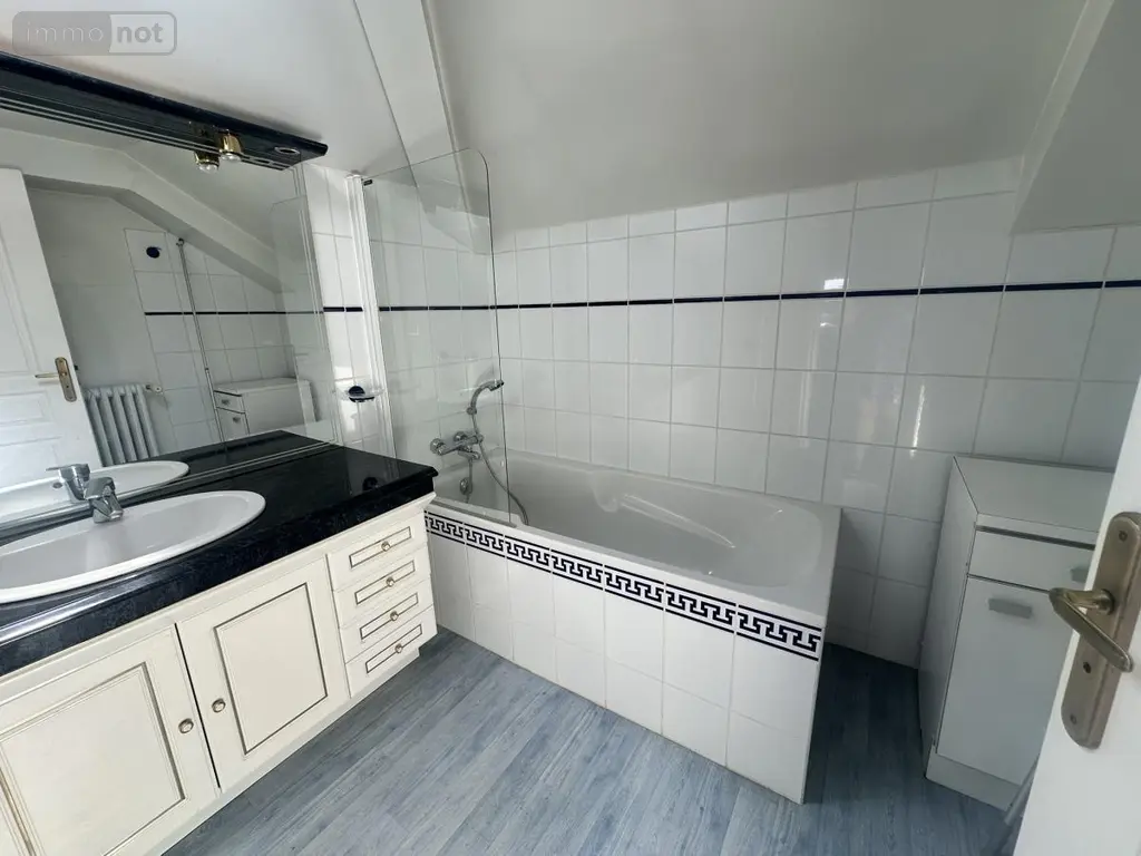 Maison a vendre Neuvéglise-sur-Truyère 15260 Cantal 15 146 m2 217300 euros 15046-87 012