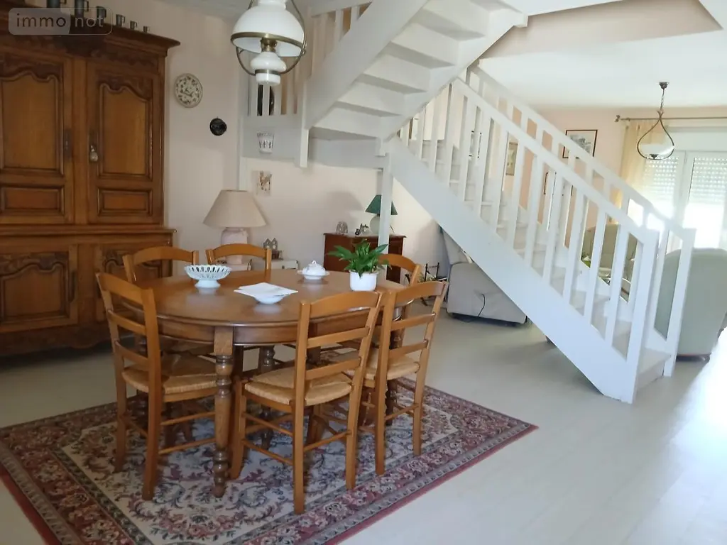 Maison a vendre Saint-Barthélemy-d'Anjou 49124 Maine-et-Loire 49 98 m2 5 pièces 280350 euros 49039-1114 002