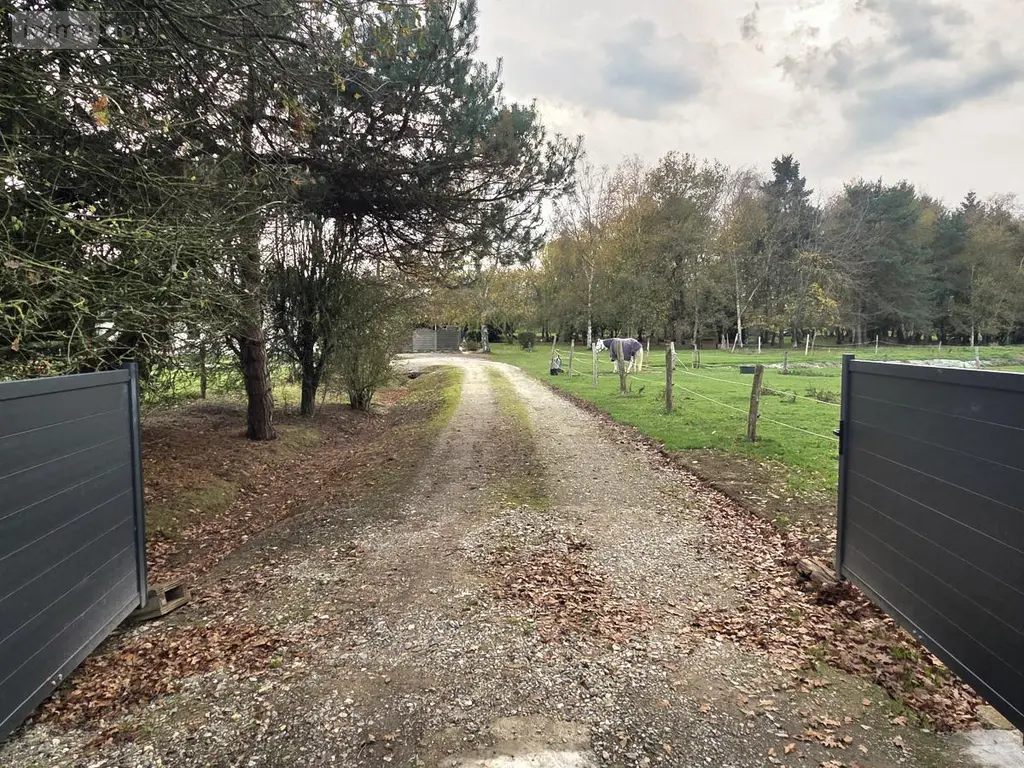 Maison a vendre Gennes-Longuefuye 53200 Mayenne 53 235 m2 9 pièces 518000 euros 53073-1723 025