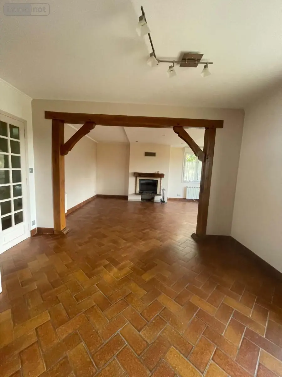 Maison a vendre Bellevigne-les-Châteaux 49400 Maine-et-Loire 49 140 m2 5 pièces 239880 euros 49075-837 004