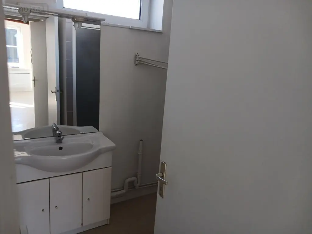 Location appartement Arras 62000 Pas-de-Calais 62 27 m2 464 euros 62135-L1198 004