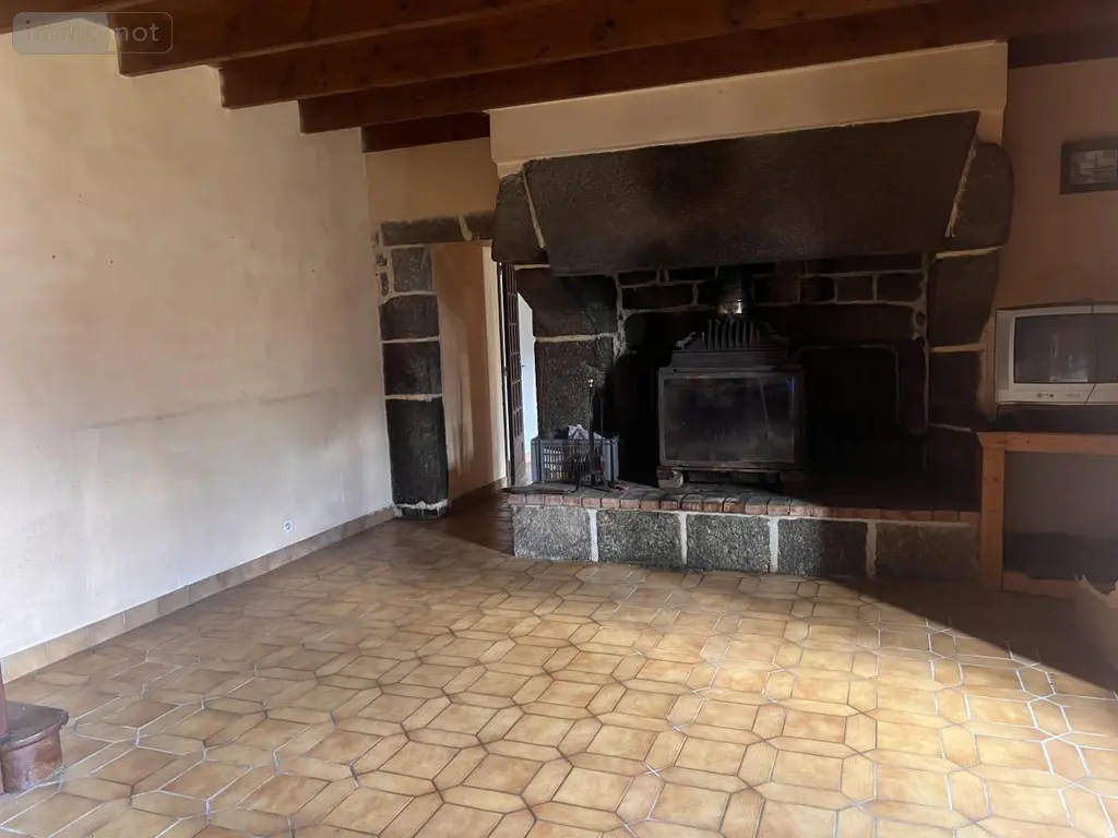 Maison a vendre Bulat-Pestivien 22160 Côtes-d'Armor 22 115 m2 6 pièces 75040 euros 22064-1351 008