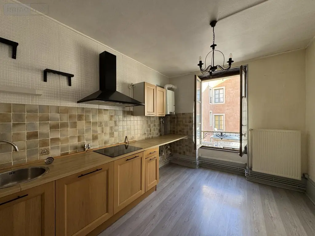 Immeuble de rapport a vendre Nolay 21340 Côte-d'Or 21 177 m2 79900 euros 21074-236 003
