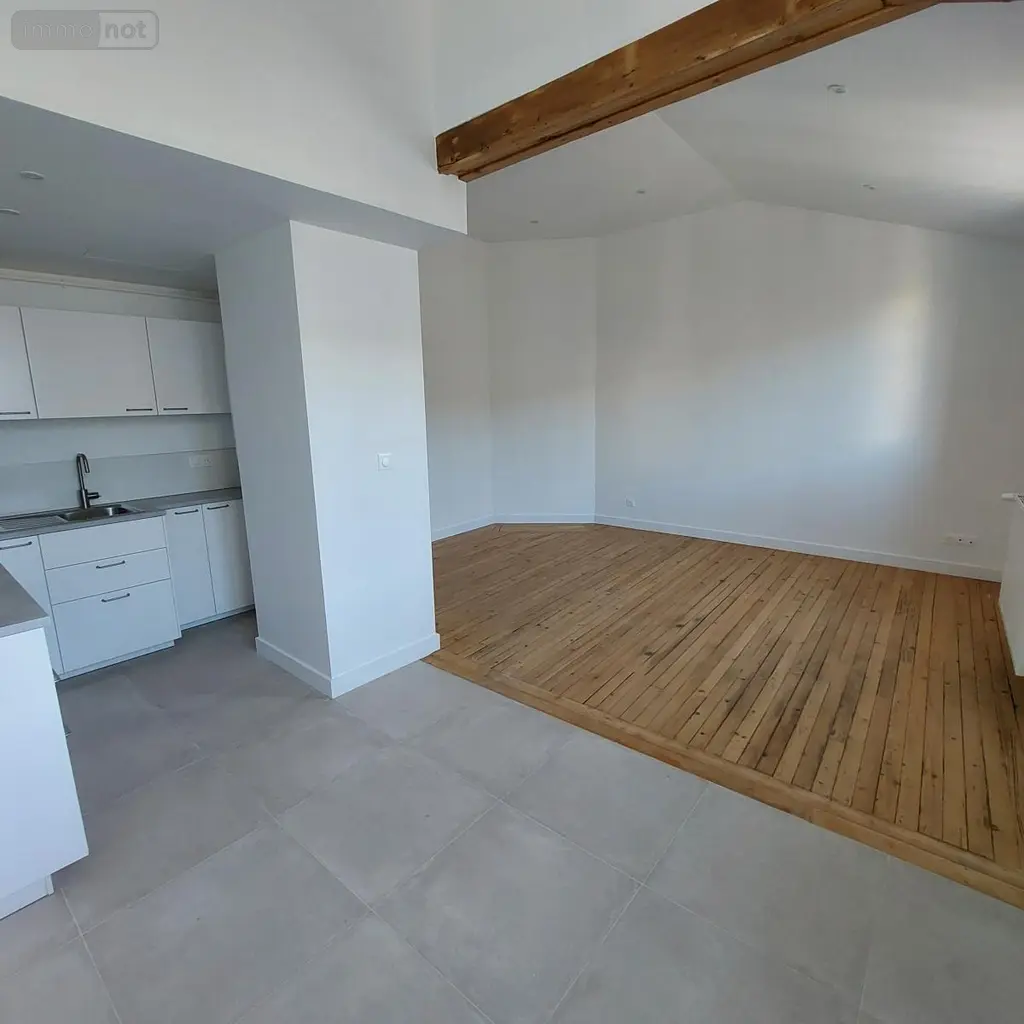 Location appartement Reims 51100 Marne 51 43 m2 2 pièces 740 euros 51046-L592 006