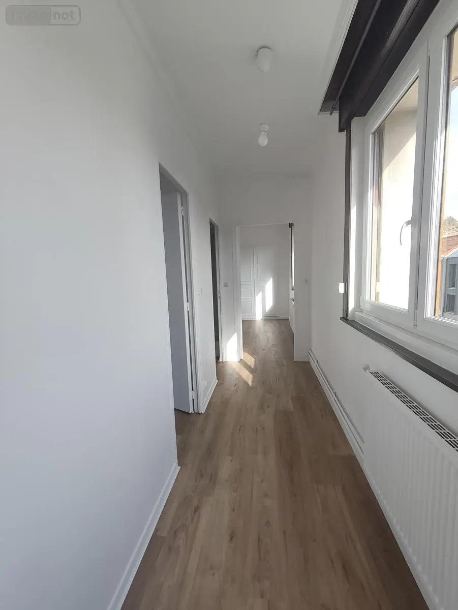Location appartement Béthune 62400 Pas-de-Calais 62 45 m2 2 pièces 570 euros 62096-L6 009