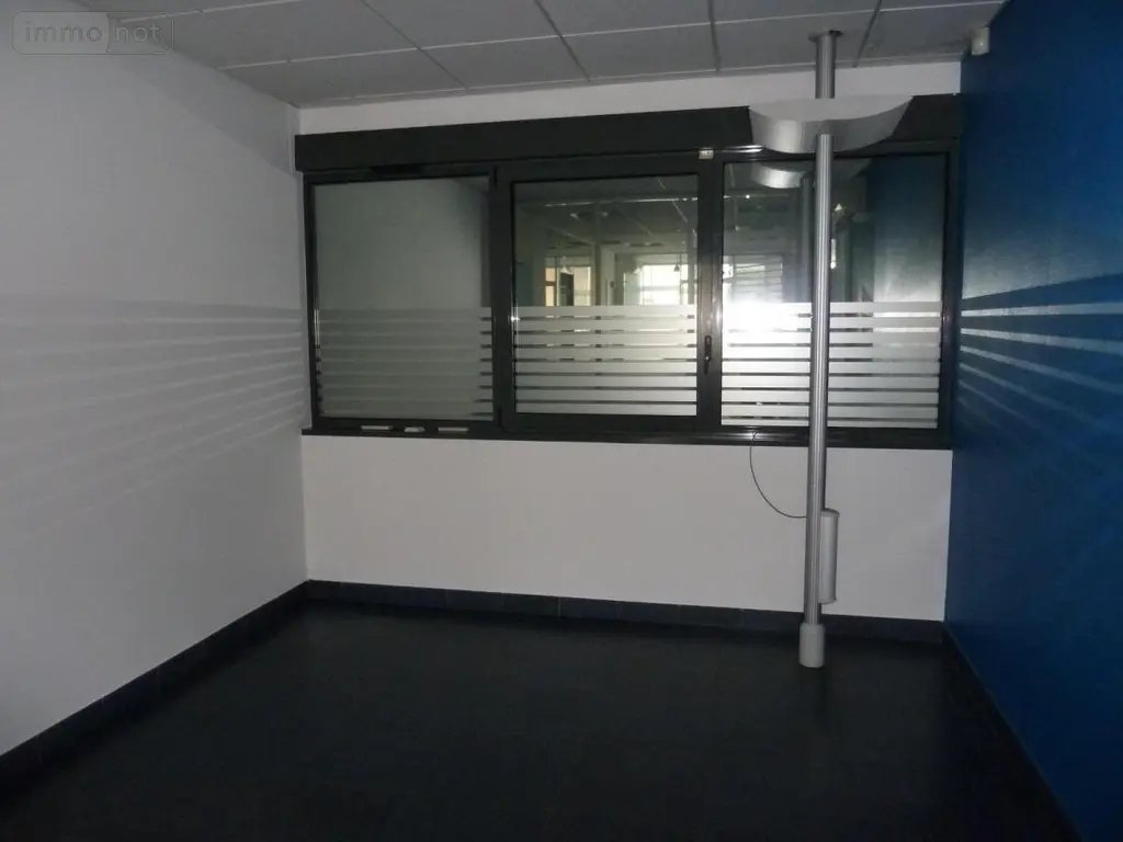 Fonds et murs commerciaux a vendre Delle 90100 Territoire de Belfort 90 159 m2 132000 euros 21005-956 003