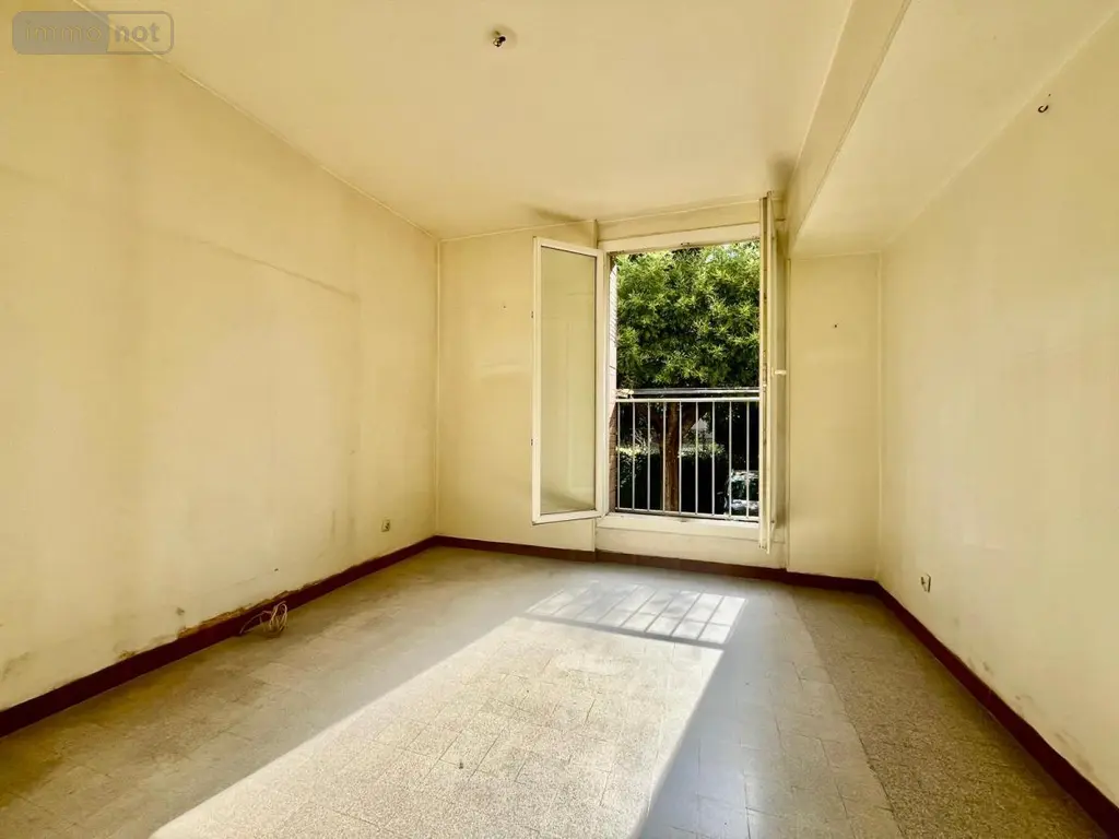 Appartement a vendre Aubagne 13400 Bouches-du-Rhône 13 55 m2 3 pièces 156000 euros 13165-14 006