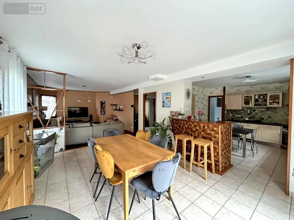 Maison a vendre Bourgbarré 35230 Ille-et-Vilaine 35 147 m2 7 pièces 416560 euros 35024-1332 003
