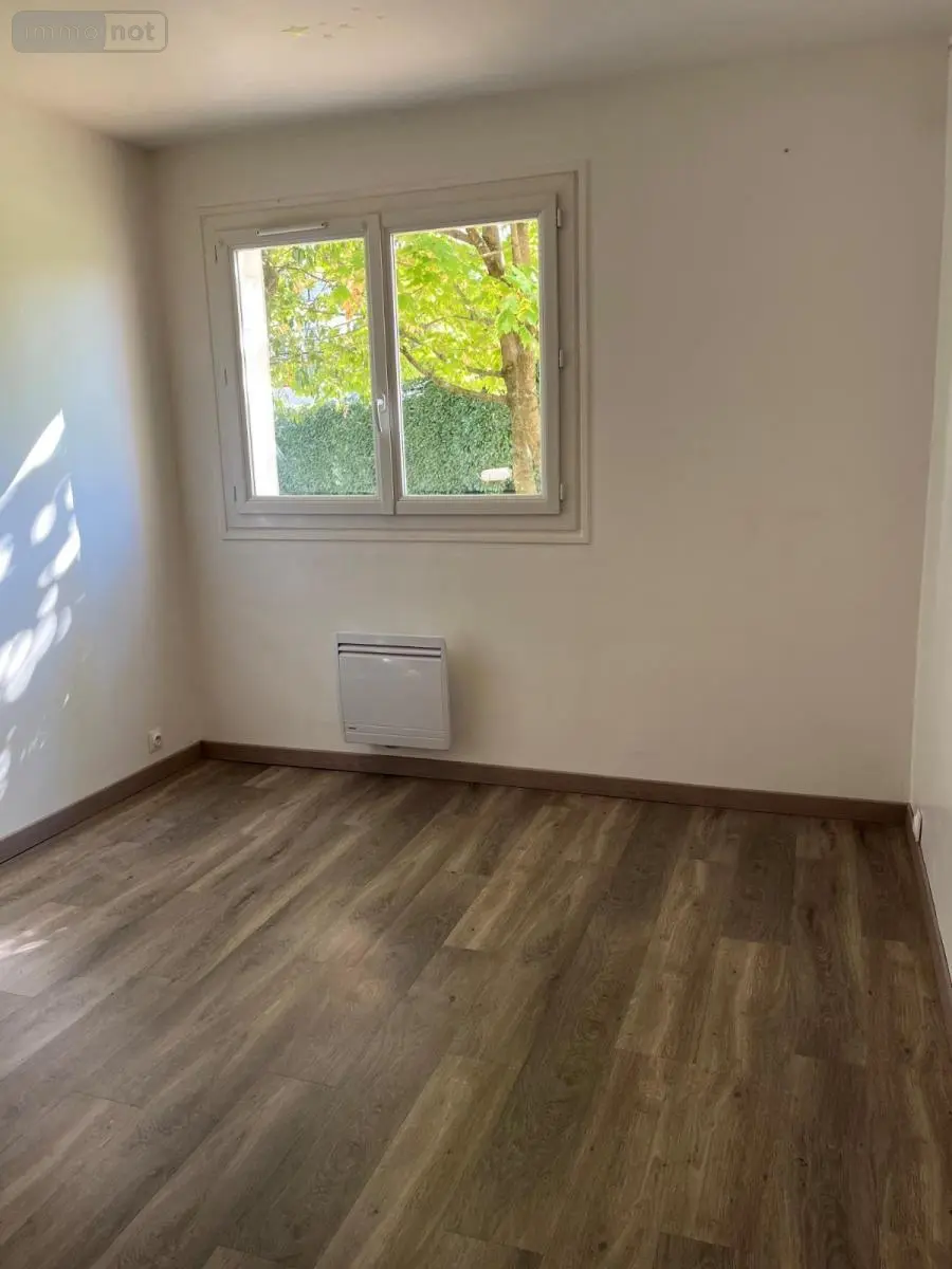 Appartement a vendre Saint-Priest 69800 Rhône 69 74 m2 3 pièces 179000 euros 01070-819 009