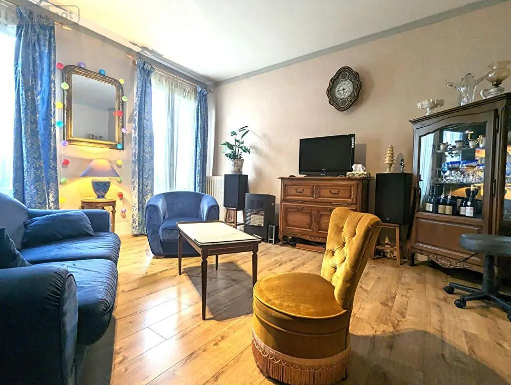 Maison a vendre Luynes 37230 Indre-et-Loire 37 196 m2 10 pièces 361500 euros 37009-2671 002