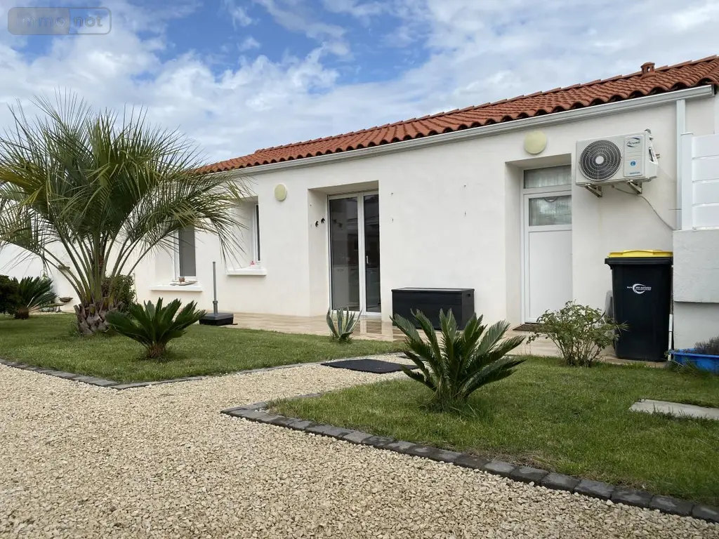 Maison a vendre Les Achards 85150 Vendée 85 84 m2 4 pièces 299900 euros 85072-1109 002