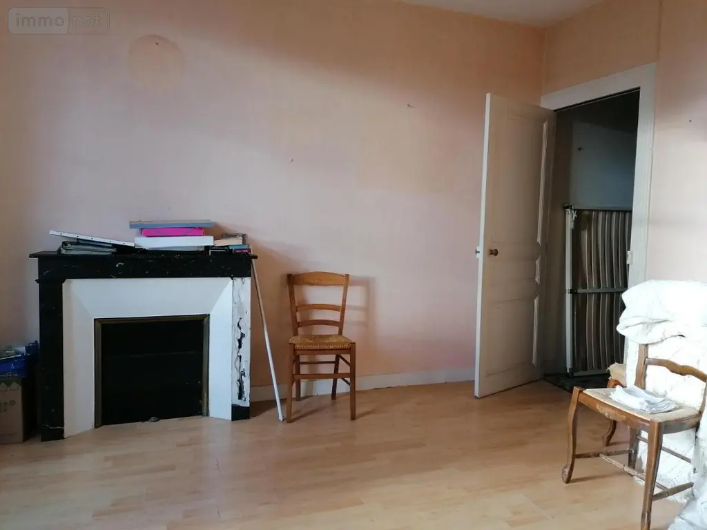 Maison a vendre Descartes 37160 Indre-et-Loire 37 109 m2 5 pièces 68250 euros 37082-253 003