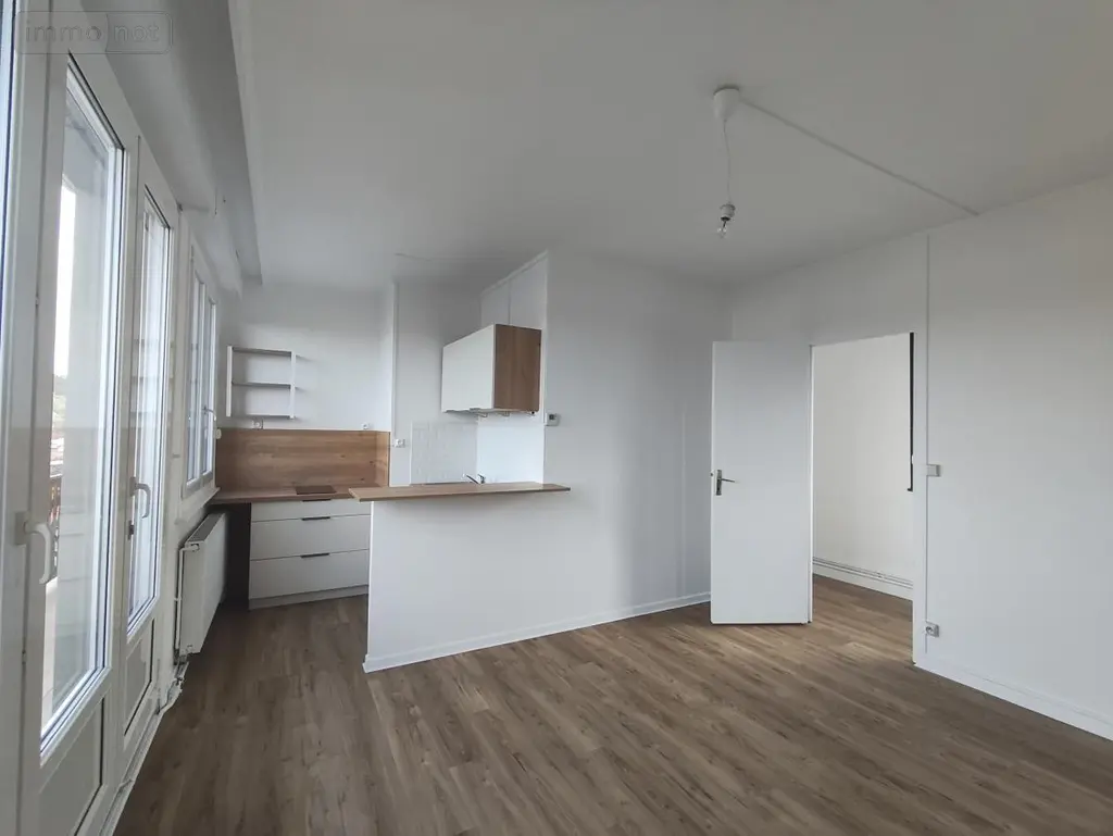 Location appartement Béthune 62400 Pas-de-Calais 62 45 m2 2 pièces 570 euros 62096-L6 002
