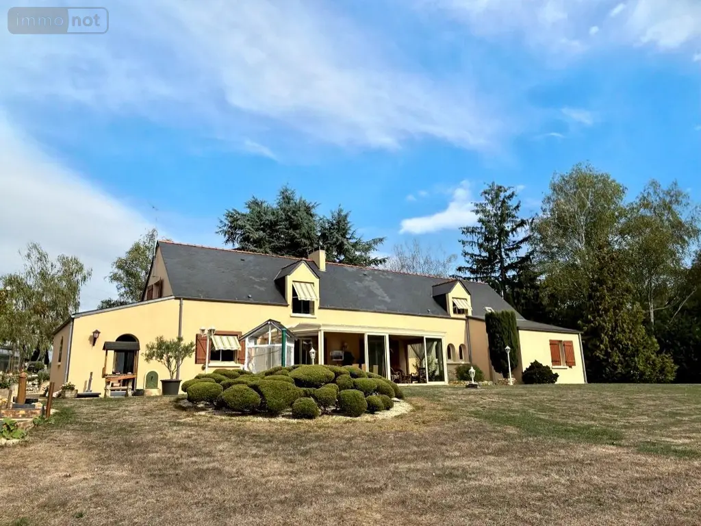Maison a vendre Longuenée-en-Anjou 49220 Maine-et-Loire 49 200 m2 8 pièces 451110 euros 49031-2854 001