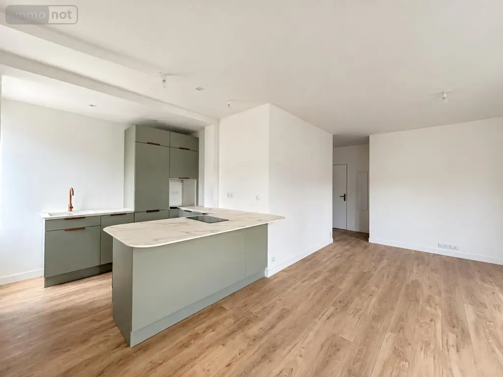Appartement a vendre Dinard 35800 Ille-et-Vilaine 35 46 m2 2 pièces 299900 euros 35085-868 002