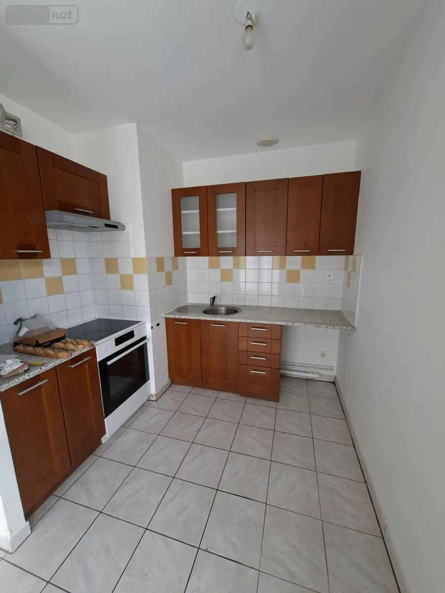 Location appartement Darnétal 76160 Seine-Maritime 76 37 m2 585 euros 76026-L430 003