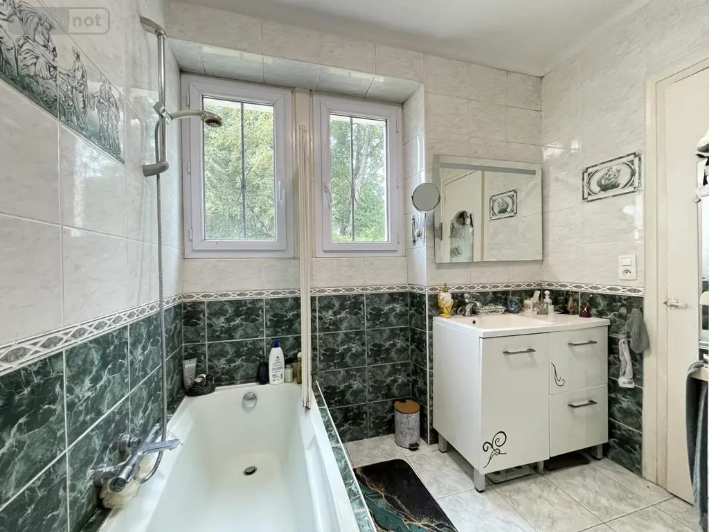 Maison a vendre Locminé 56500 Morbihan 56 120 m2 250000 euros 56076-1384 013