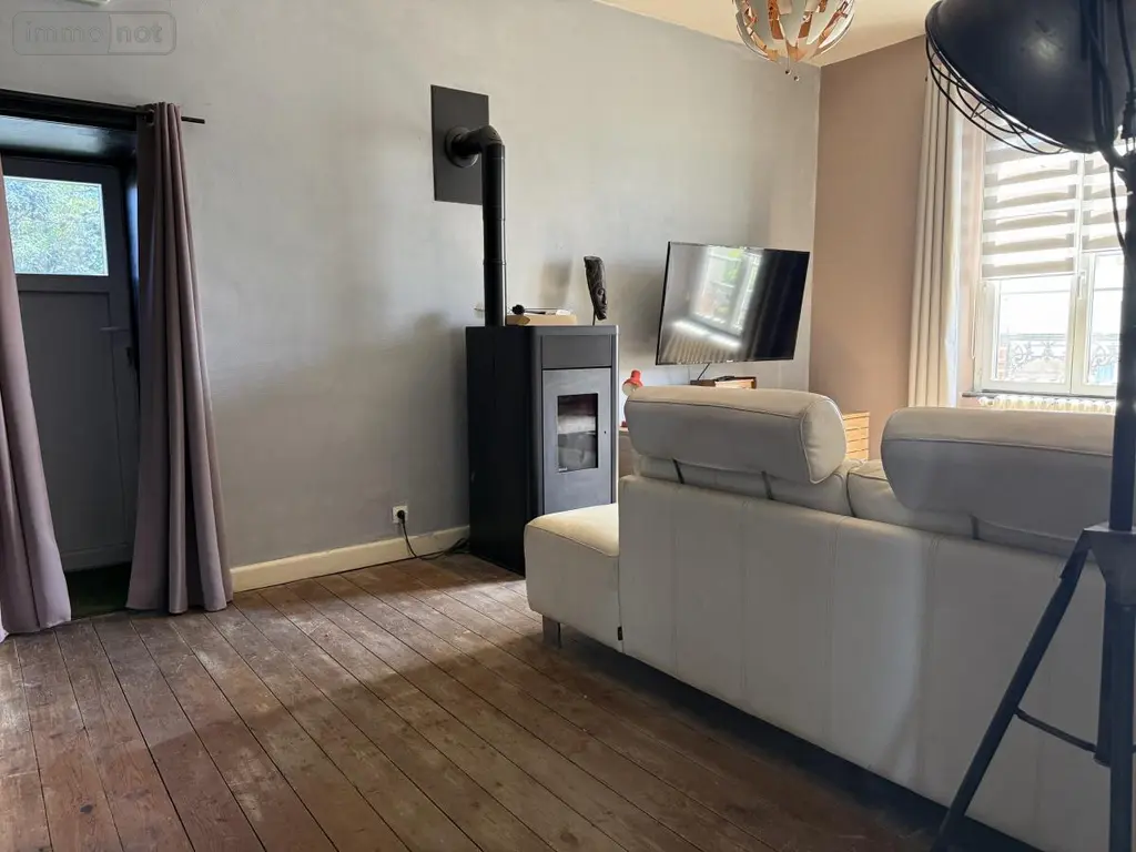 Maison a vendre Guingamp 22200 Côtes-d'Armor 22 118 m2 5 pièces 157504 euros 22064-1341 010