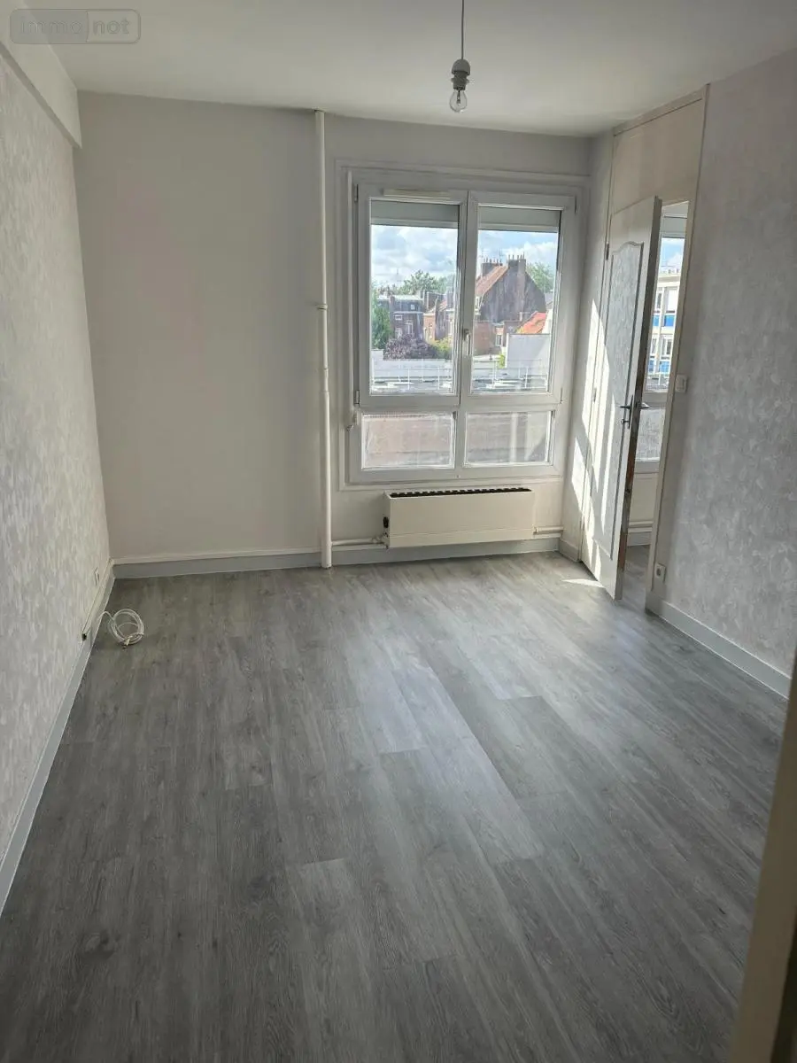 Location appartement Lille 59000 Nord 59 47 m2 2 pièces 765 euros 59017-L126 003