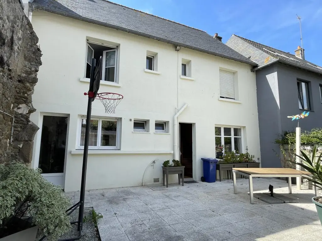 Location maison Saint-Malo 35400 Ille-et-Vilaine 35 129 m2 7 pièces 1246 euros 35104-L136 011
