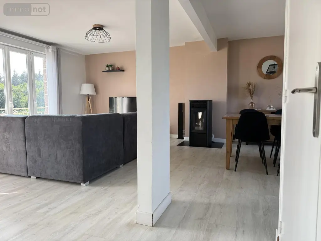 Maison a vendre Ploumagoar 22970 Côtes-d'Armor 22 135 m2 6 pièces 212000 euros 22064-1388 007