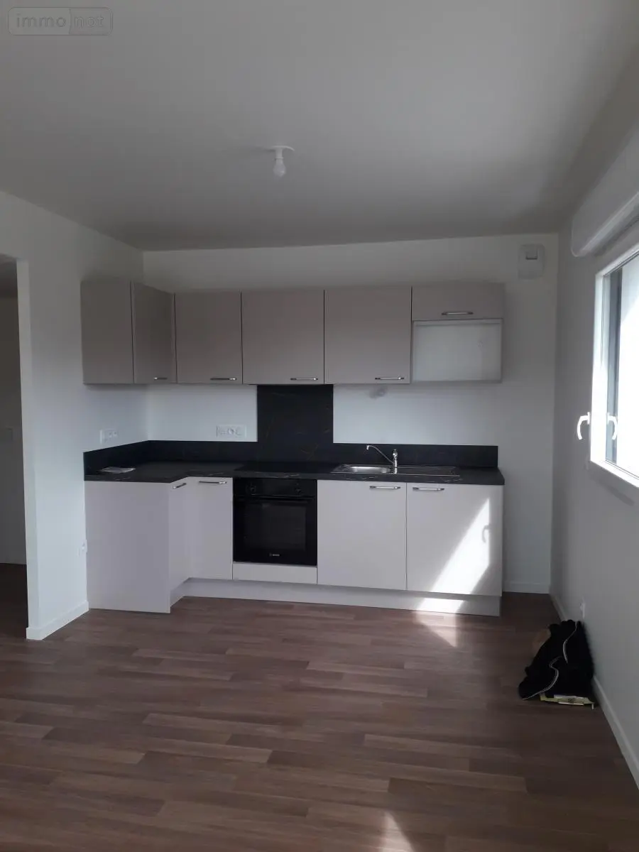Location appartement Laval 53000 Mayenne 53 84 m2 4 pièces 950 euros 53006-L328 003