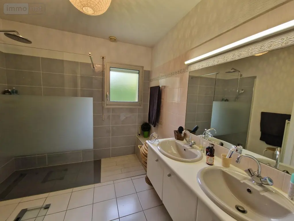 Maison a vendre Bouchemaine 49080 Maine-et-Loire 49 228 m2 7 pièces 907440 euros 49112-980 009