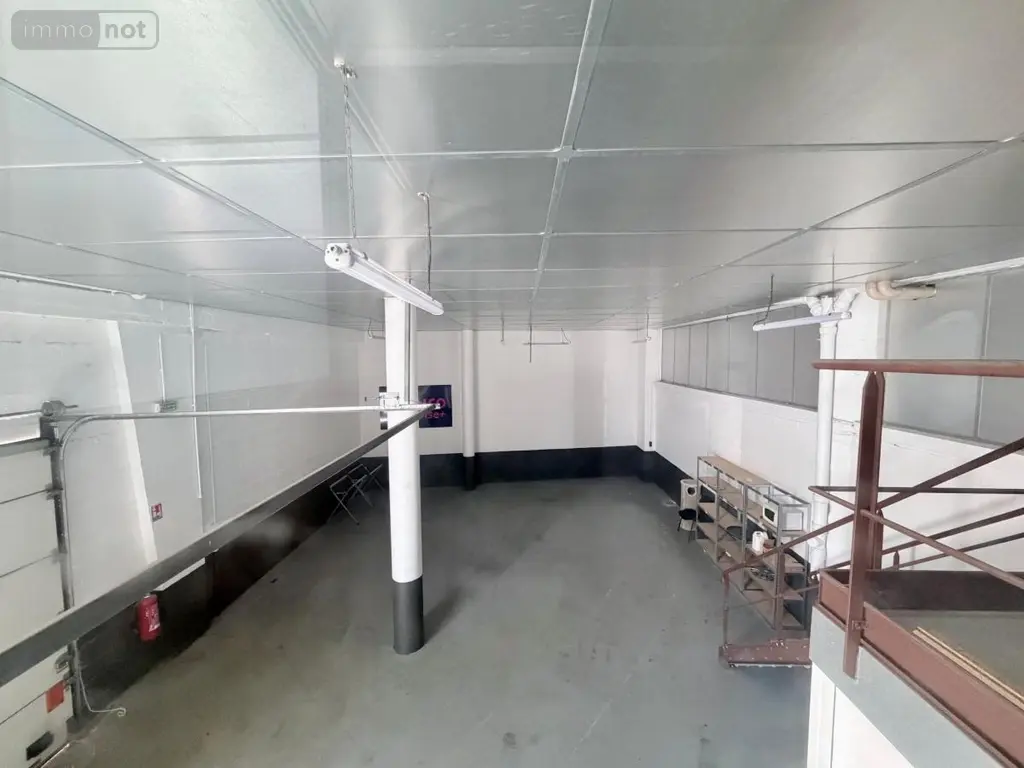 Location fonds et murs commerciaux Châlons-en-Champagne 51000 Marne 51 475 m2 2110 euros 51067-L74 008