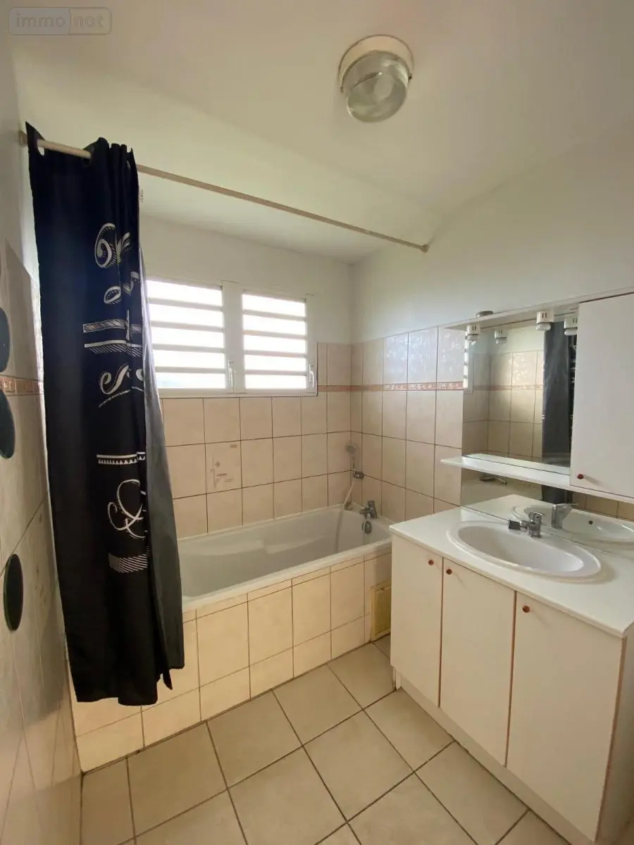 Appartement a vendre Le Tampon 97430 La Réunion 974 64 m2 3 pièces 168800 euros 97410-713 007