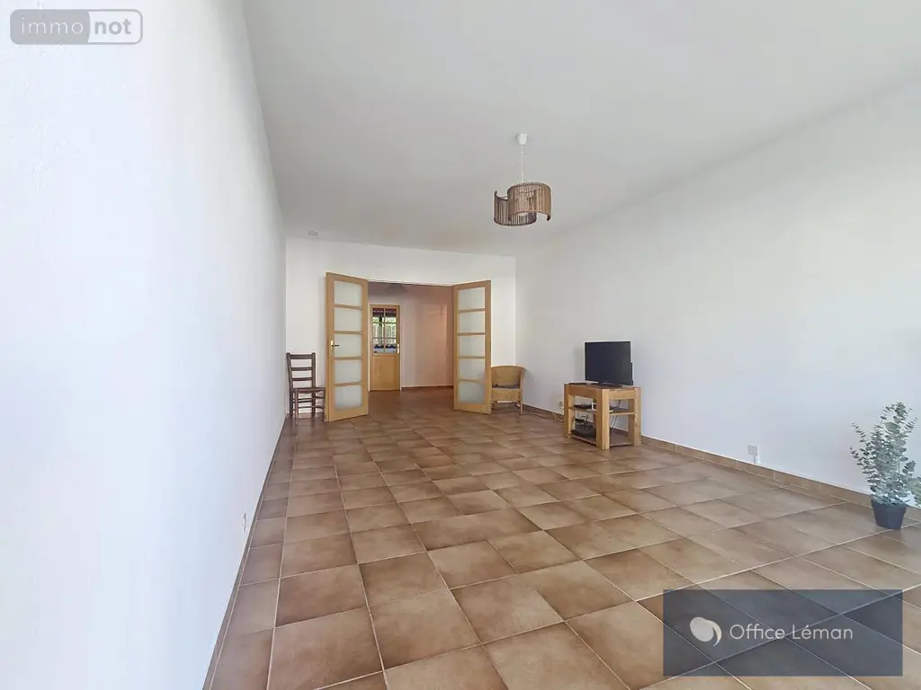 Appartement a vendre Ferney-Voltaire 01210 Ain 01 91 m2 3 pièces 385000 euros 01047-836 003