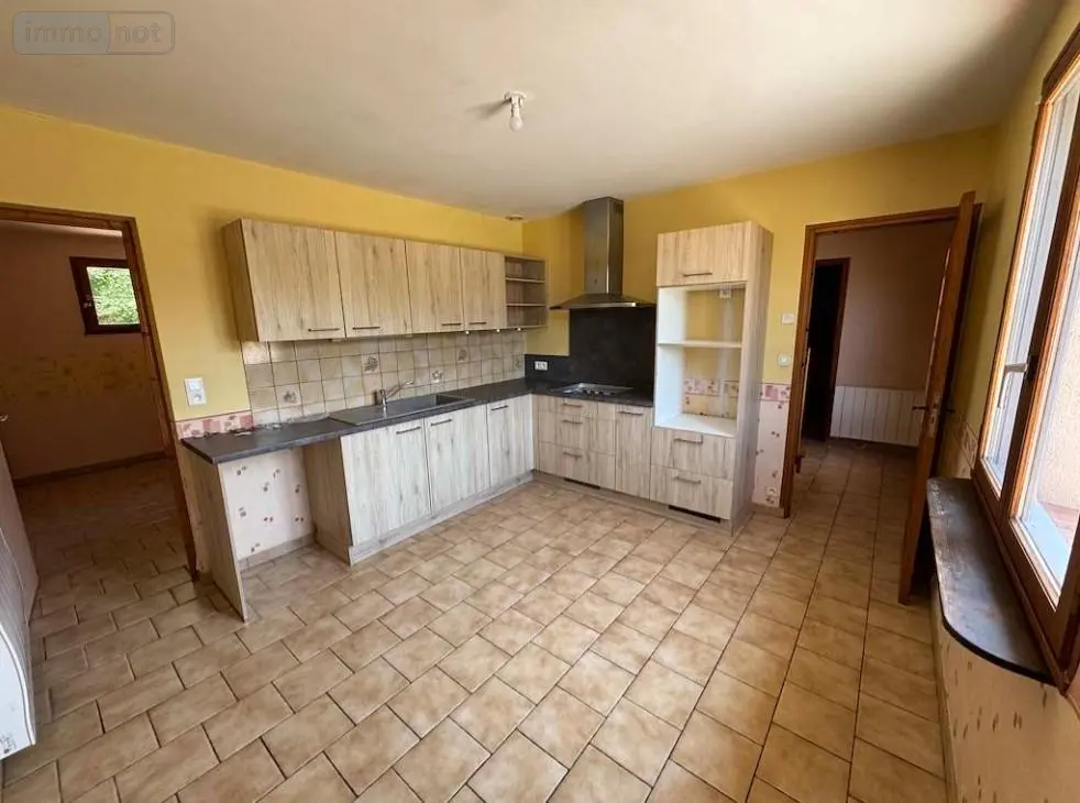 Maison a vendre Sablé-sur-Sarthe 72300 Sarthe 72 124 m2 6 pièces 152250 euros 72068-2226 002
