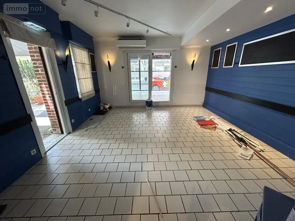 Location fonds et murs commerciaux Cambrai 59400 Nord 59 66 m2 885 euros 59083-L1818 004
