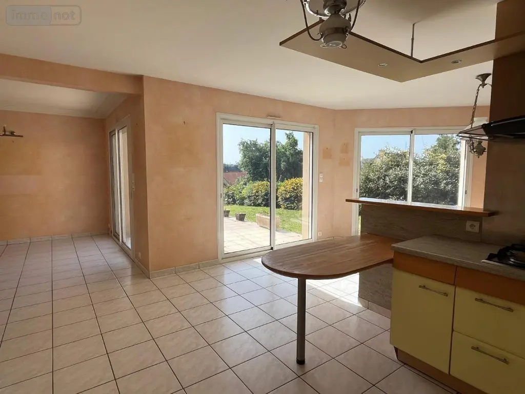 Maison a vendre Callac 22160 Côtes-d'Armor 22 130 m2 5 pièces 231000 euros 29066-3825 008