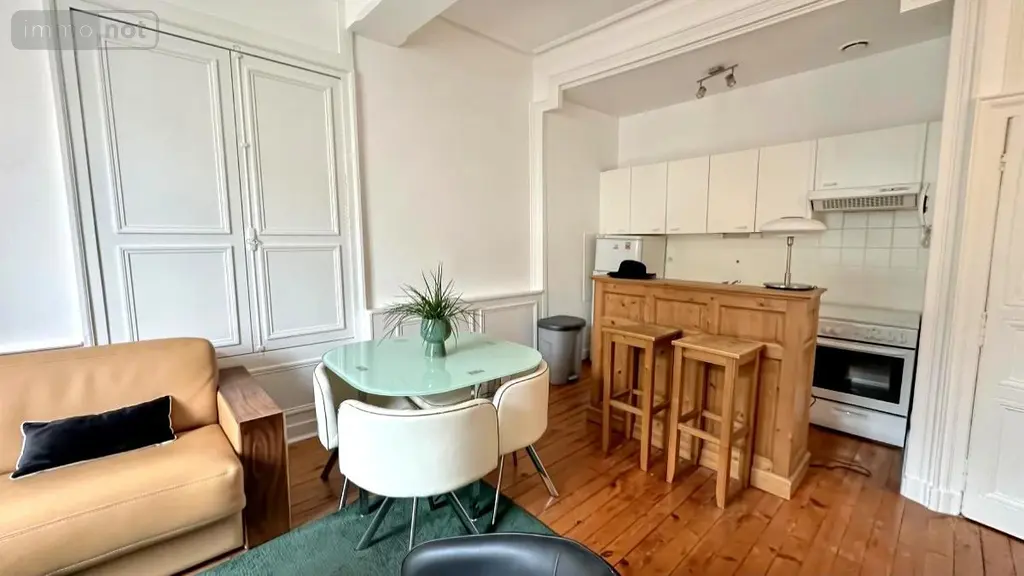 Appartement a vendre Vannes 56000 Morbihan 56 45 m2 245820 euros 56003-1446 003