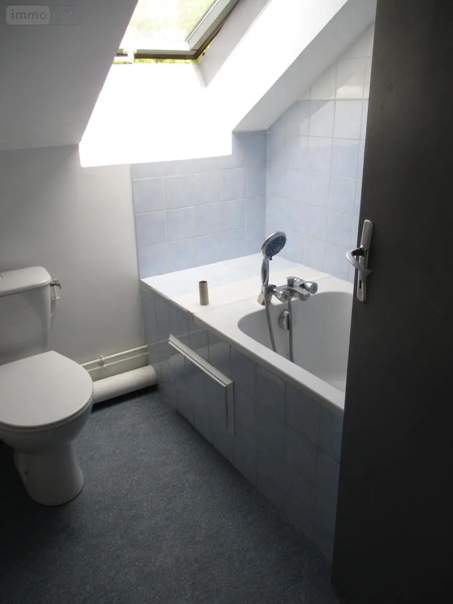 Location appartement Brionne 27800 Eure 27 35 m2 460 euros 27049-L88 009