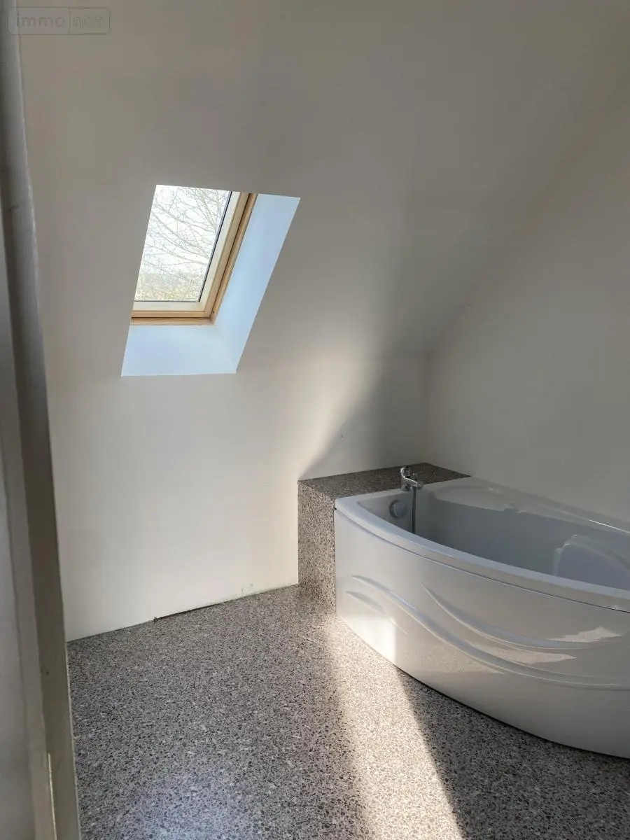 Maison a vendre Montchamp 14350 Calvados 14 143 m2 7 pièces 221550 euros 14076-5576 012