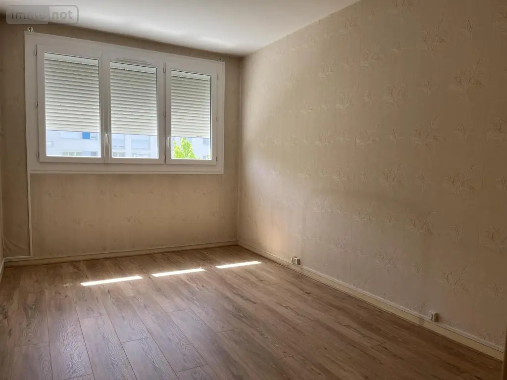 Location appartement Laval 53000 Mayenne 53 76 m2 4 pièces 775 euros 53003-L28 009