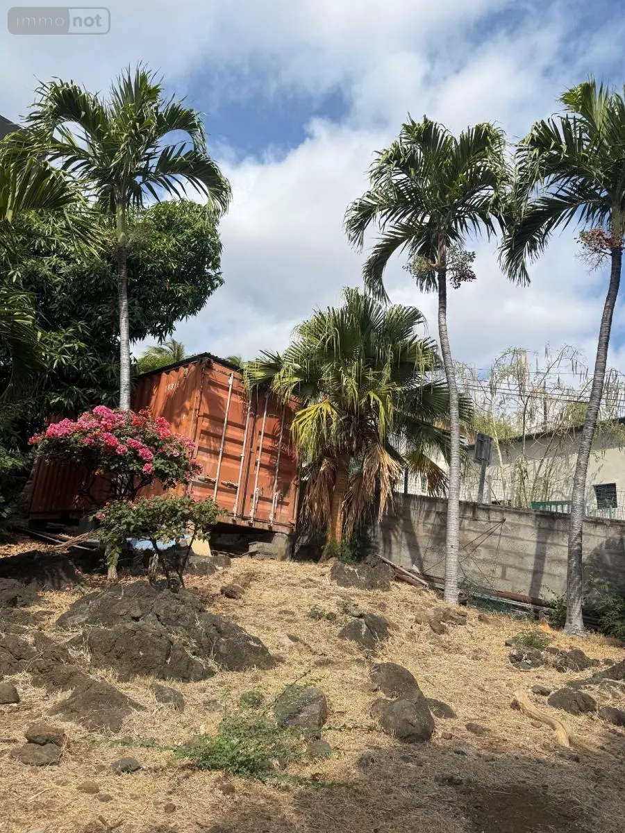 Terrain a batir a vendre Saint-Leu 97436 La Réunion 974 1090000 euros 97410-719 002