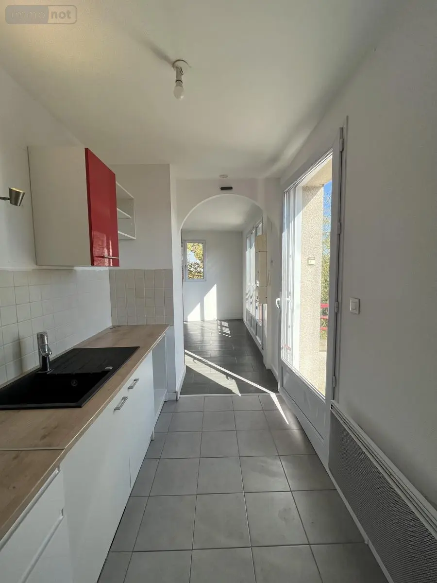 Location appartement Berru 51420 Marne 51 51 m2 2 pièces 570 euros 51066-L755 005