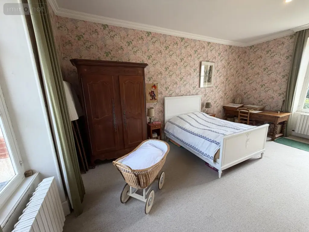 Maison a vendre Montrevault-sur-Èvre 49600 Maine-et-Loire 49 250 m2 9 pièces 354900 euros 49055-89 008