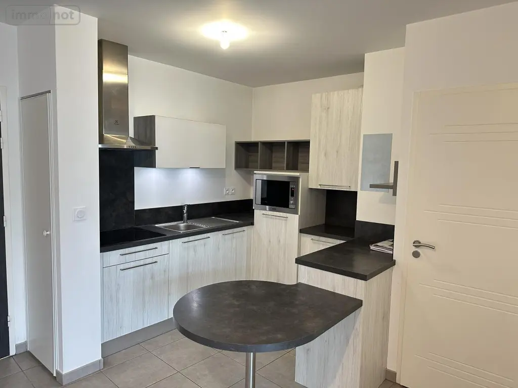 Appartement a vendre Montaigu-Vendée 85600 Vendée 85 57 m2 3 pièces 207500 euros 85020-1544 002