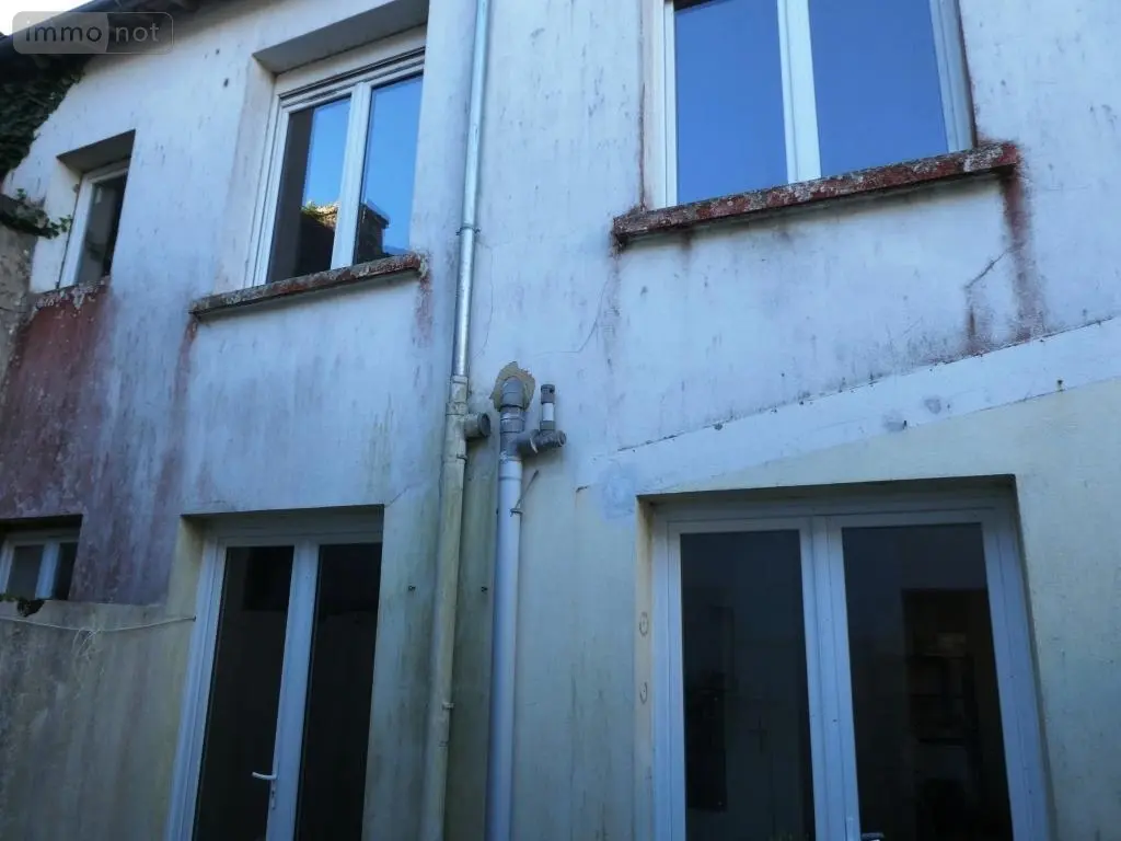 Immeuble de rapport a vendre Ploërdut 56160 Morbihan 56 230 m2 90080 euros 56075-2350 003