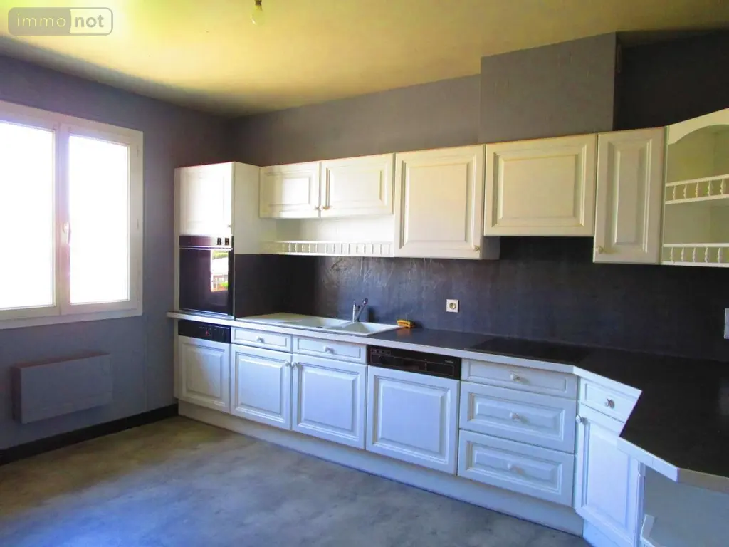 Location maison Châlons-en-Champagne 51000 Marne 51 88 m2 894 euros 51084-L601 001