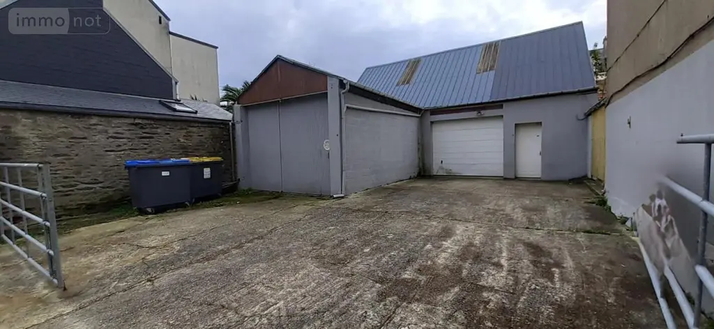 Location fonds et murs commerciaux Cherbourg-en-Cotentin 50120 Manche 50 130 m2 900 euros 50112-L56 001