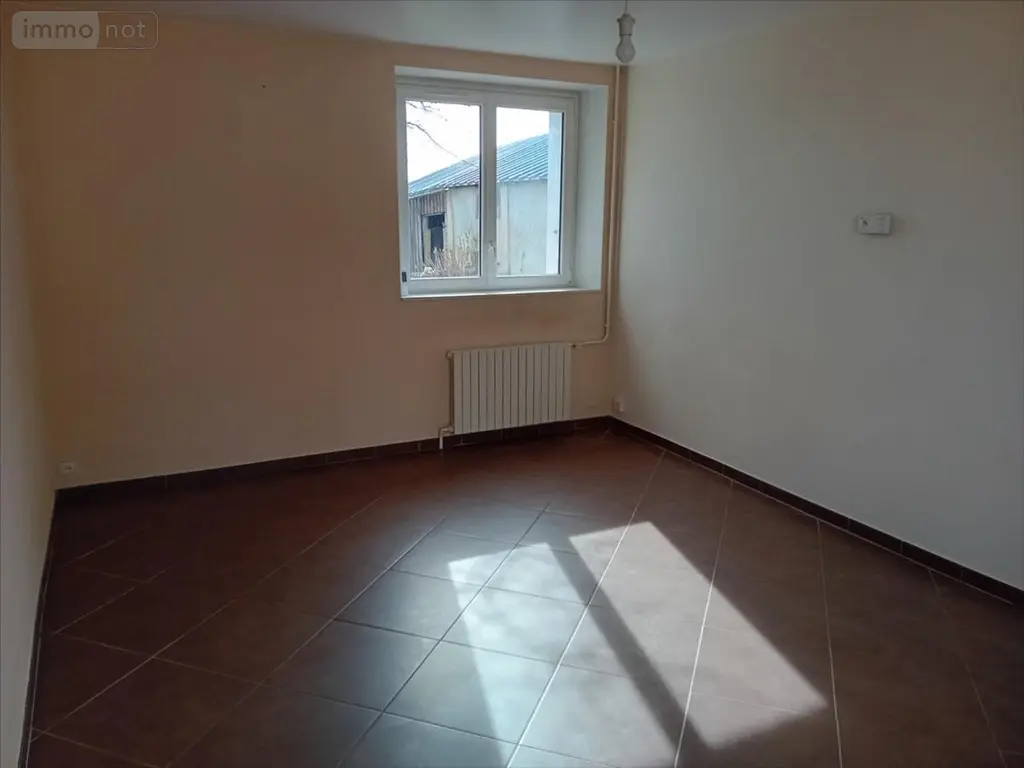 Location maison Parigné-l'Évêque 72250 Sarthe 72 56 m2 2 pièces 600 euros 72012-239201 005