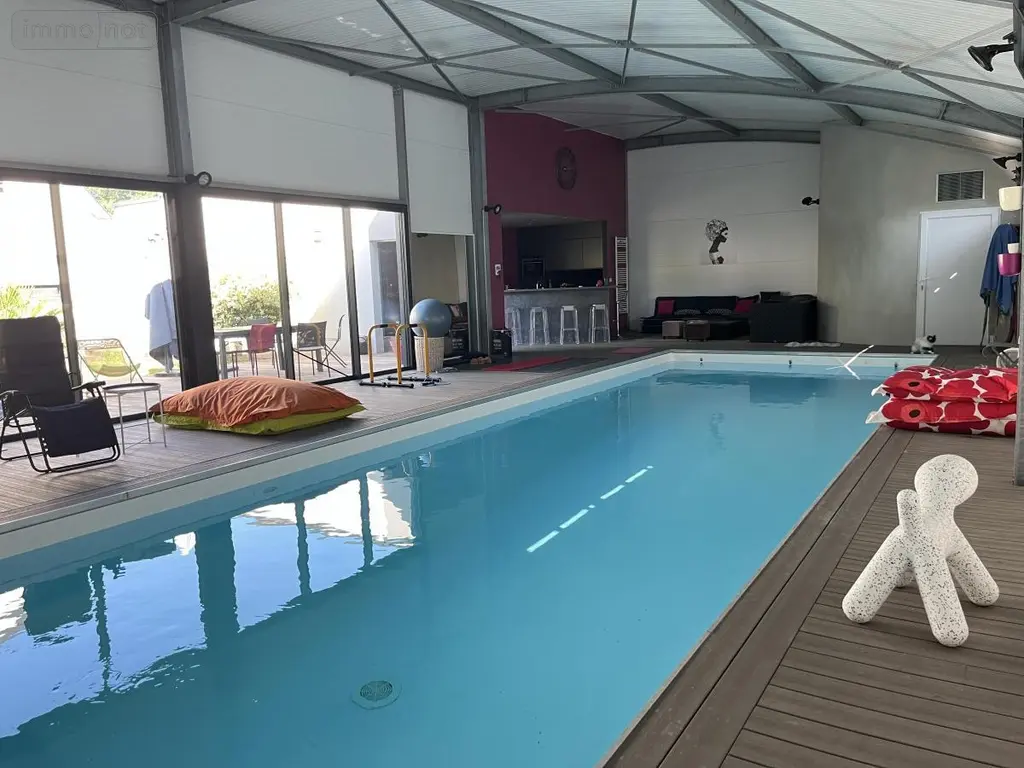 Maison a vendre Bonchamp-lès-Laval 53960 Mayenne 53 204 m2 8 pièces 644950 euros 53003-209 002