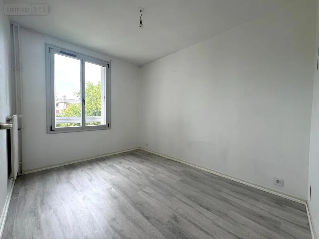 Location appartement Reims 51100 Marne 51 82 m2 4 pièces 866 euros 51067-L51 003